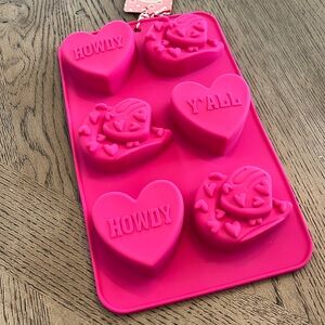 Valentine’s Day Cowboy Hats and Hearts Shaped Silicone Baking Cake Mold Pink